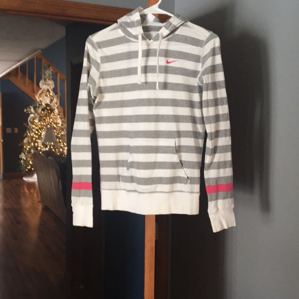 Nike sweatshirt size S